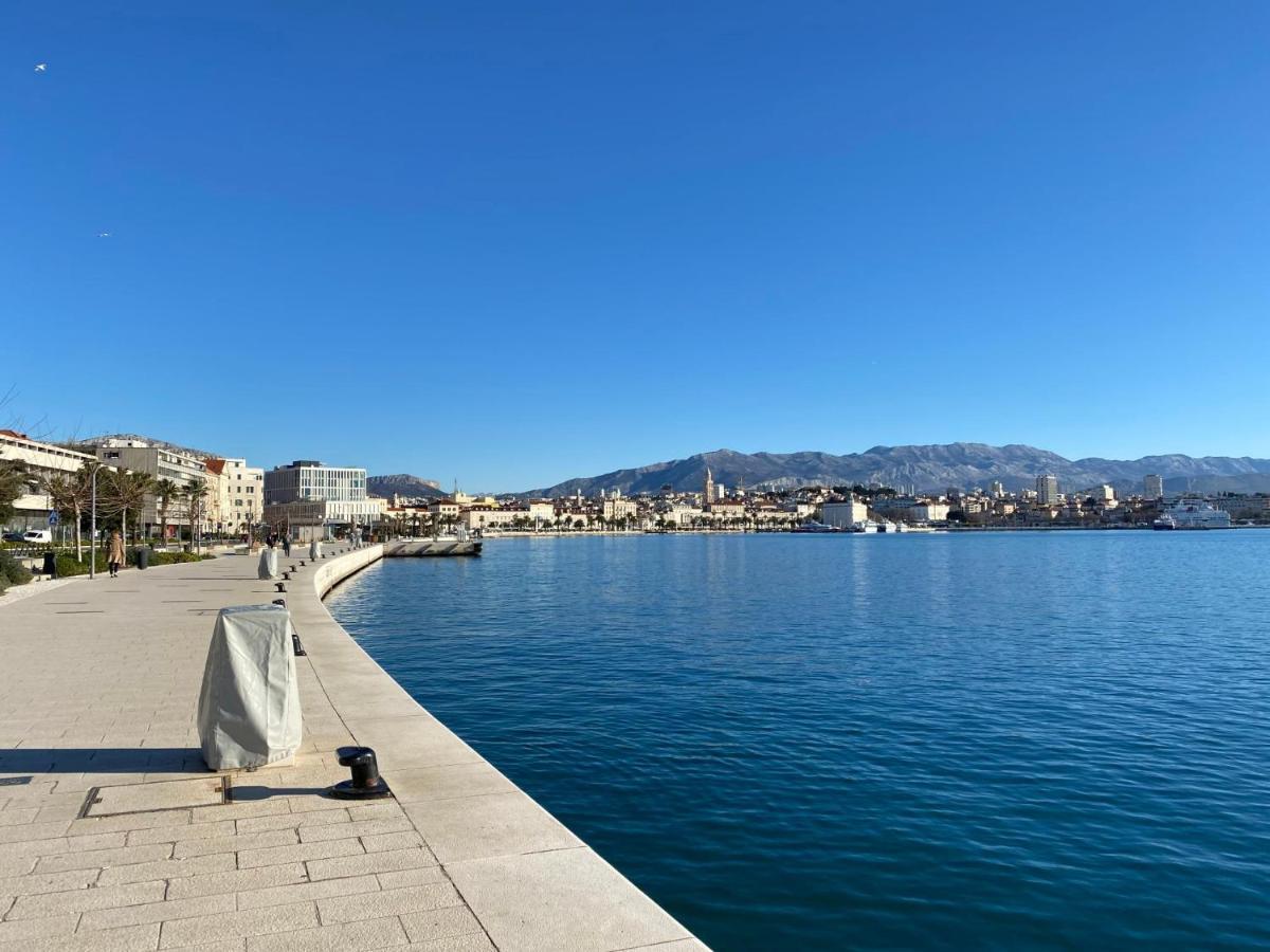 Prime Location Penthouse Apt With A Large Terrace Split Exteriér fotografie