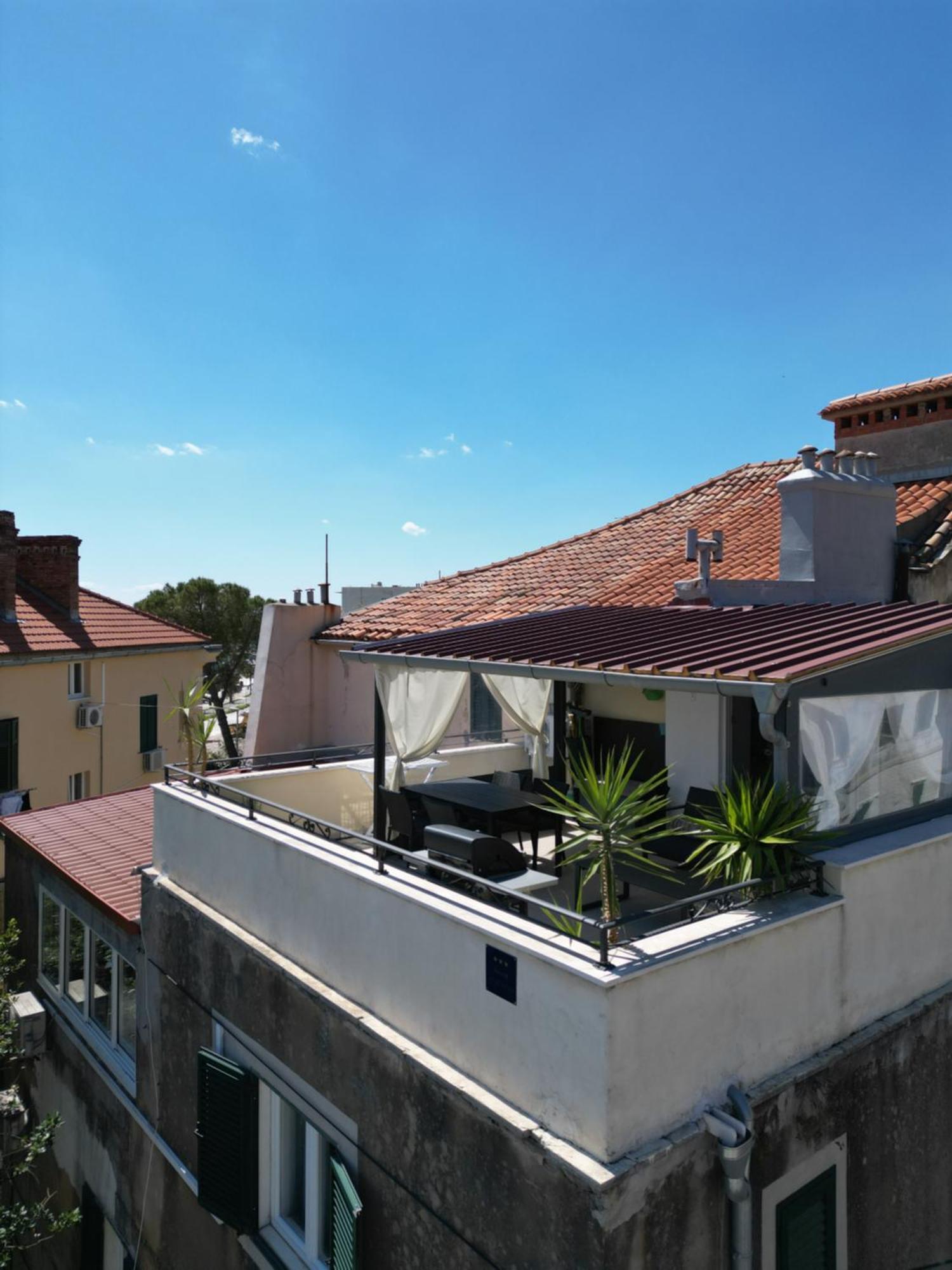Prime Location Penthouse Apt With A Large Terrace Split Exteriér fotografie